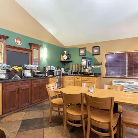 Americinn By Wyndham Sheboygan